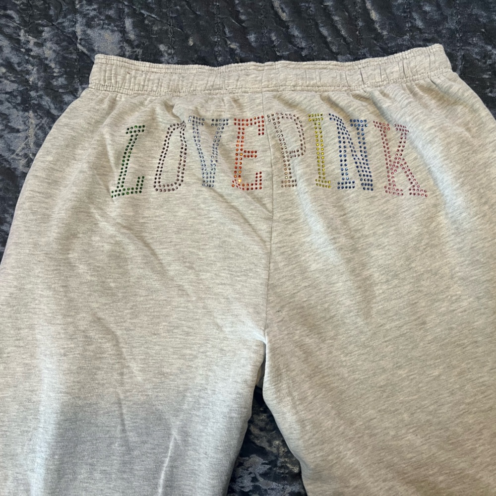 PINK Victoria's Secret Gray Love Joggers - Picture 5 of 7